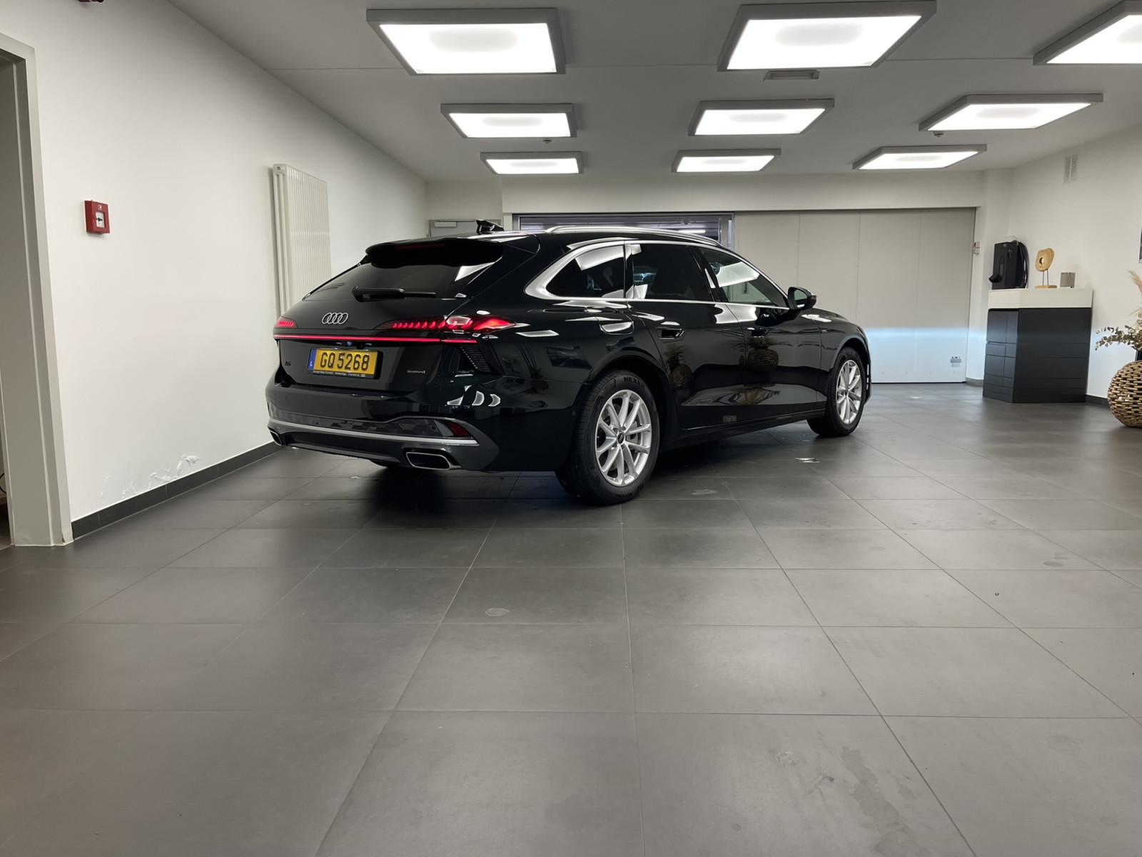Audi A6 Avant e-hybrid 299 CH / 220 KW S tronic — 7