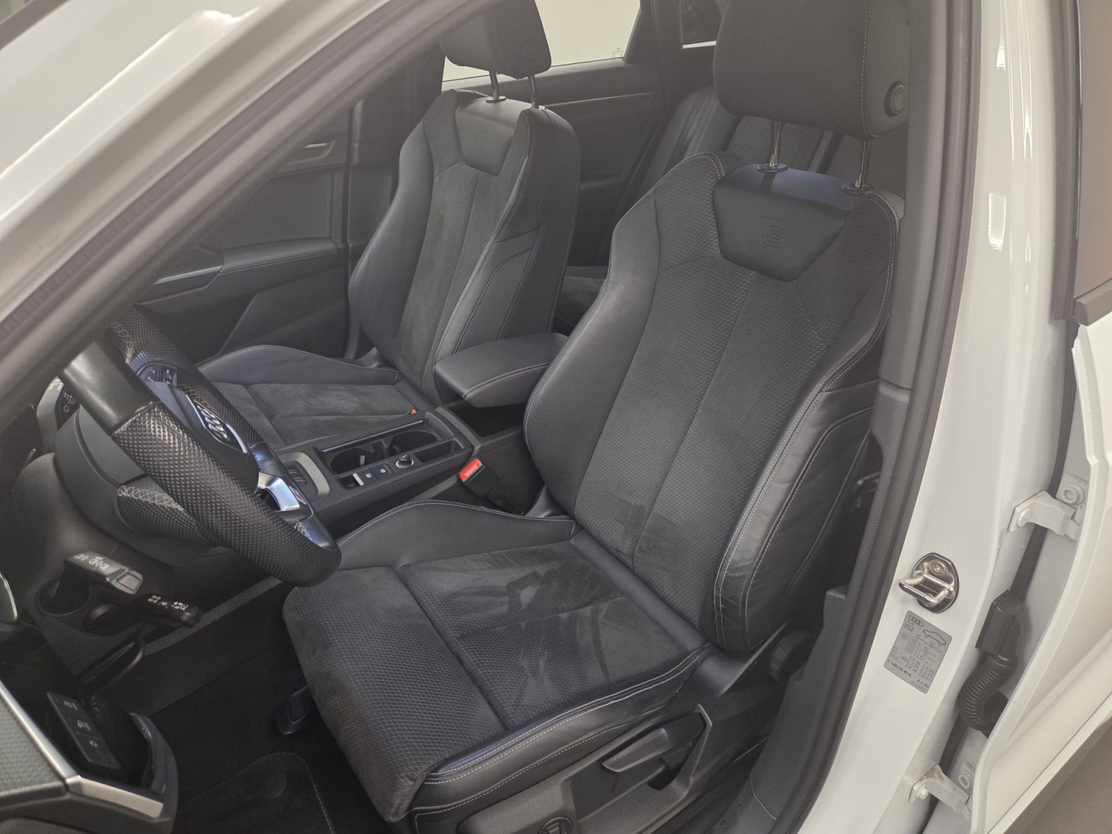 Audi Q3 S line 35 TFSI 150 CV / 110 KW S tronic — 2