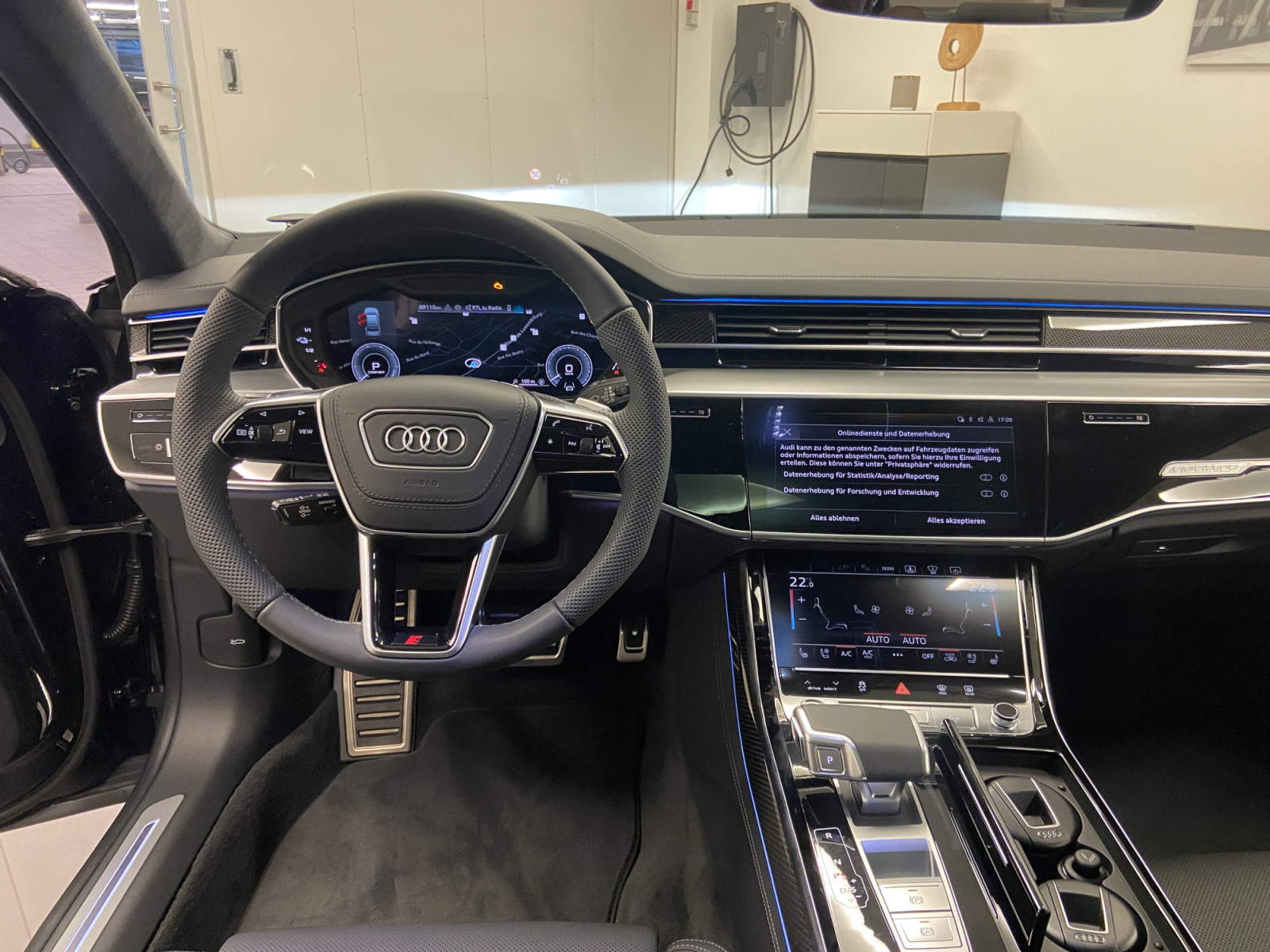 Audi A8 TFSIe quattro 449 CH / 330 kW Tiptronic — 6
