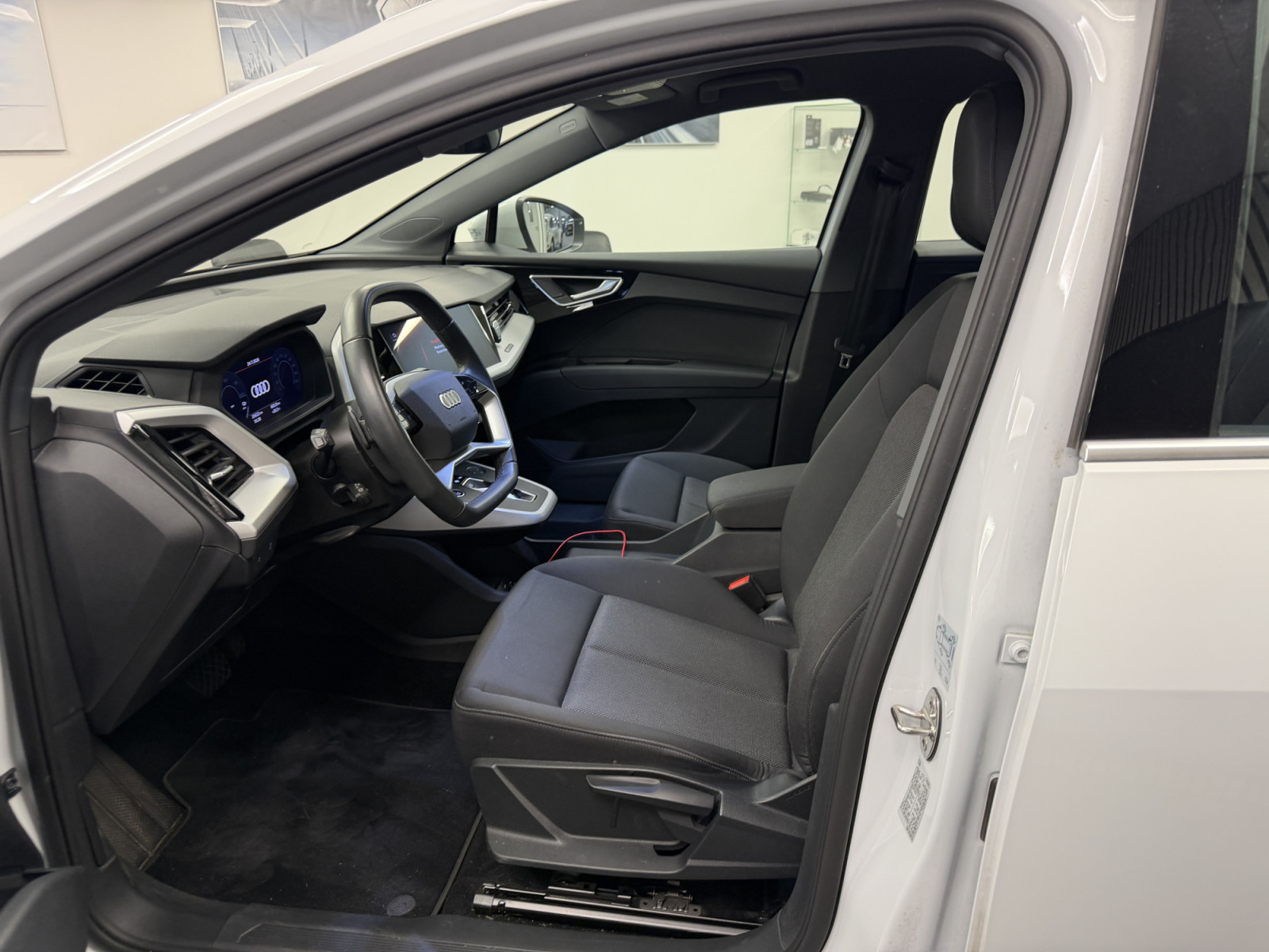 Audi Q4 e-tron Sportback 45 286 CH / 210 kW — 3