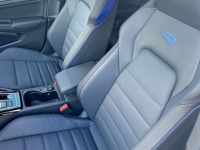 Volkswagen Golf R BLACK R-PERFORMANCE 333CV 4MOTION DSG7 — 2
