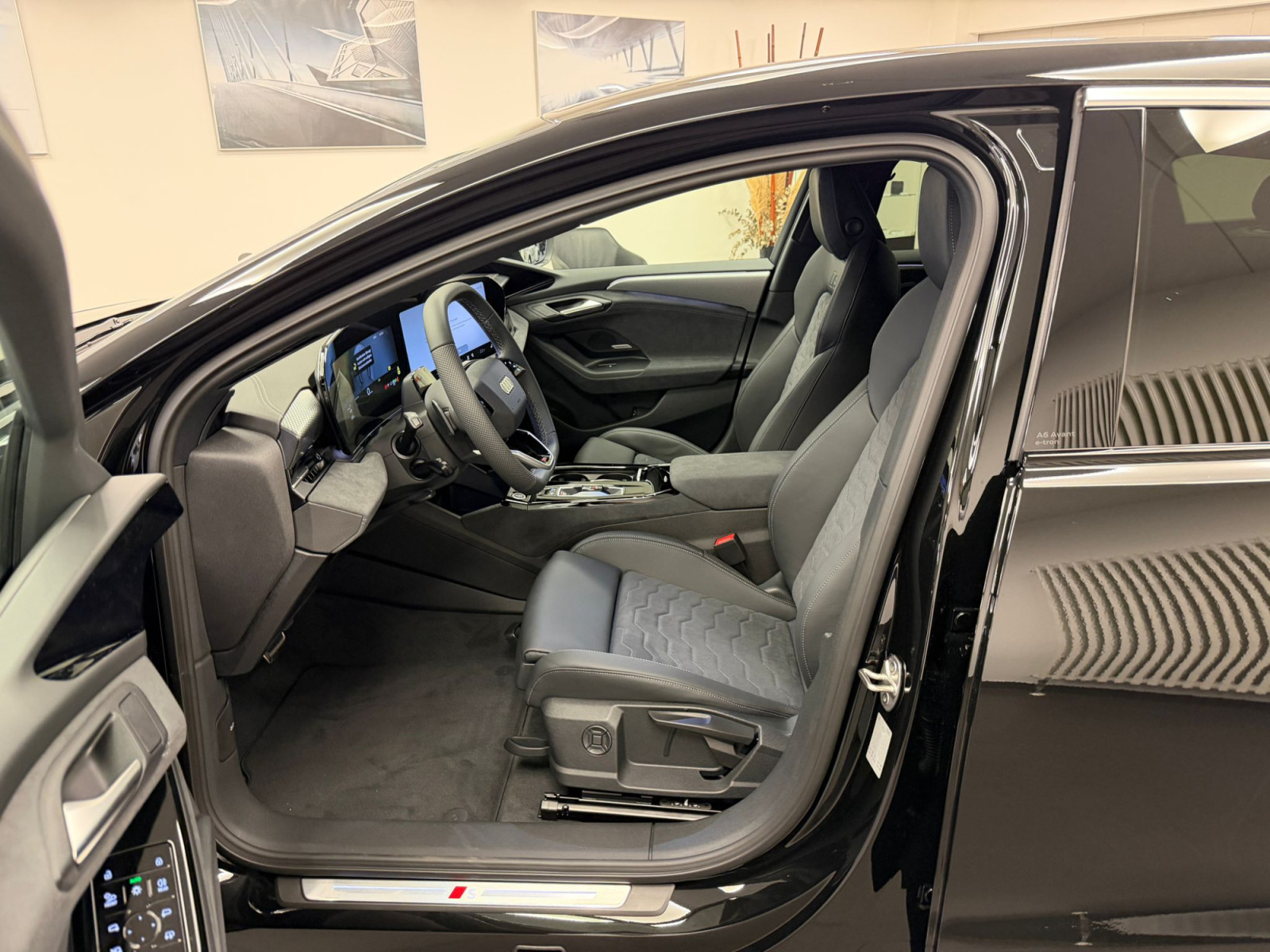 Audi A6 e-tron Avant S line 286 CH / 210 kW — 3