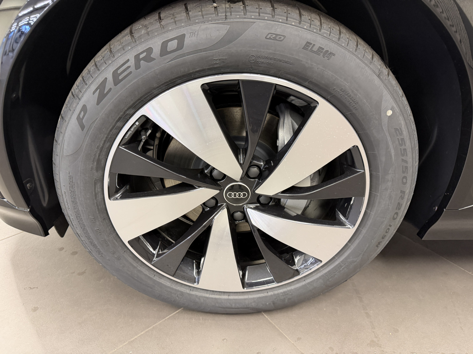Audi Q6 e-tron Sportback performance — 10