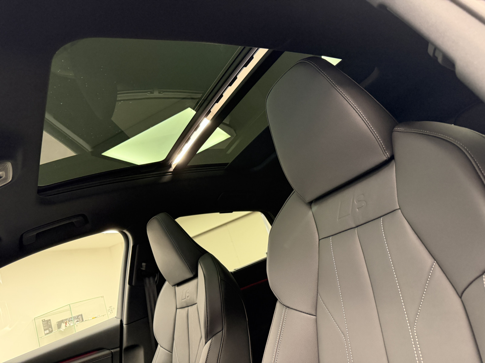 Audi Q6 e-tron Sportback performance — 6