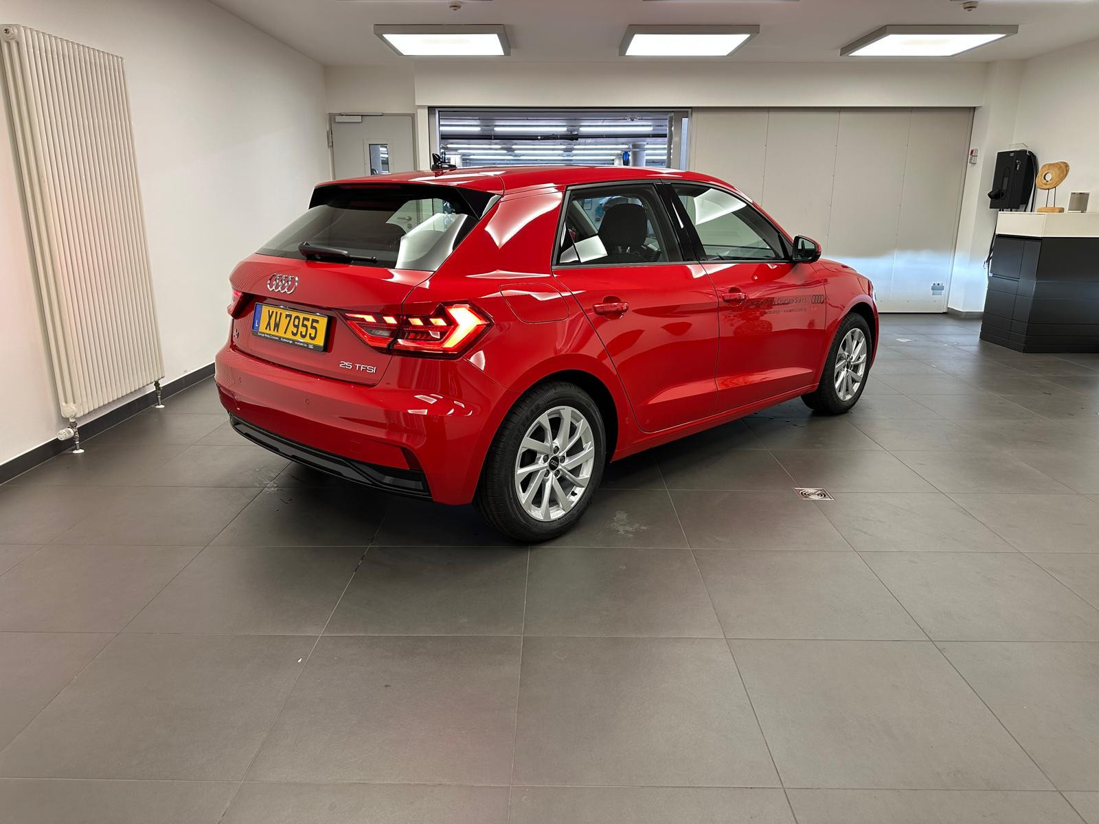 Audi A1 Sportback advanced 25 TFSI 95 CH / 70kW S tronic — 8
